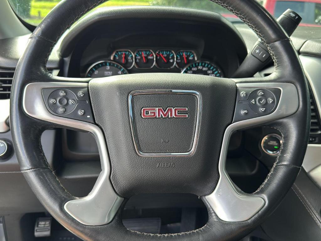 used 2020 GMC Yukon car, priced at $31,999
