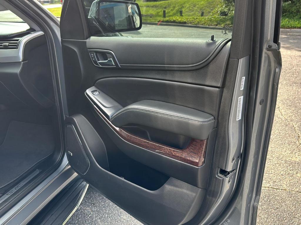 used 2020 GMC Yukon car, priced at $31,999
