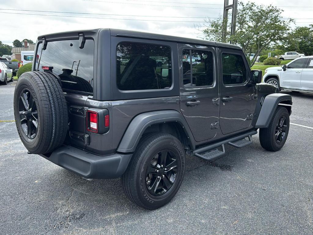 used 2022 Jeep Wrangler Unlimited car, priced at $33,447