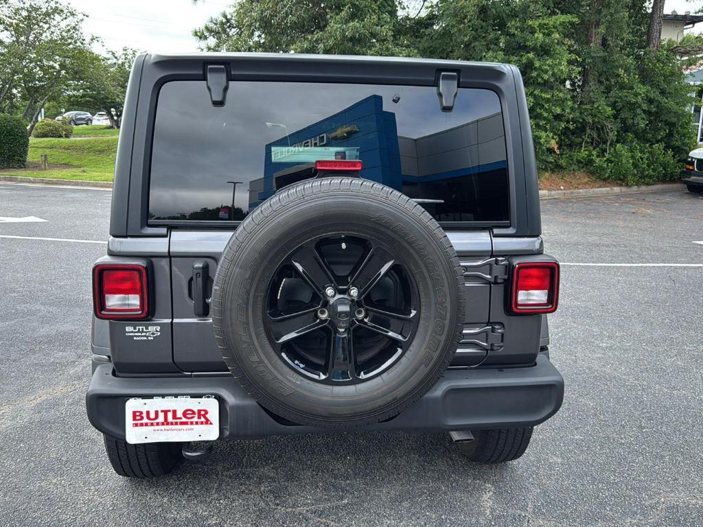 used 2022 Jeep Wrangler Unlimited car, priced at $33,447