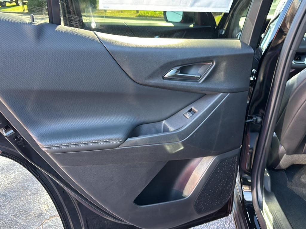 new 2026 Chevrolet Equinox car, priced at $33,130