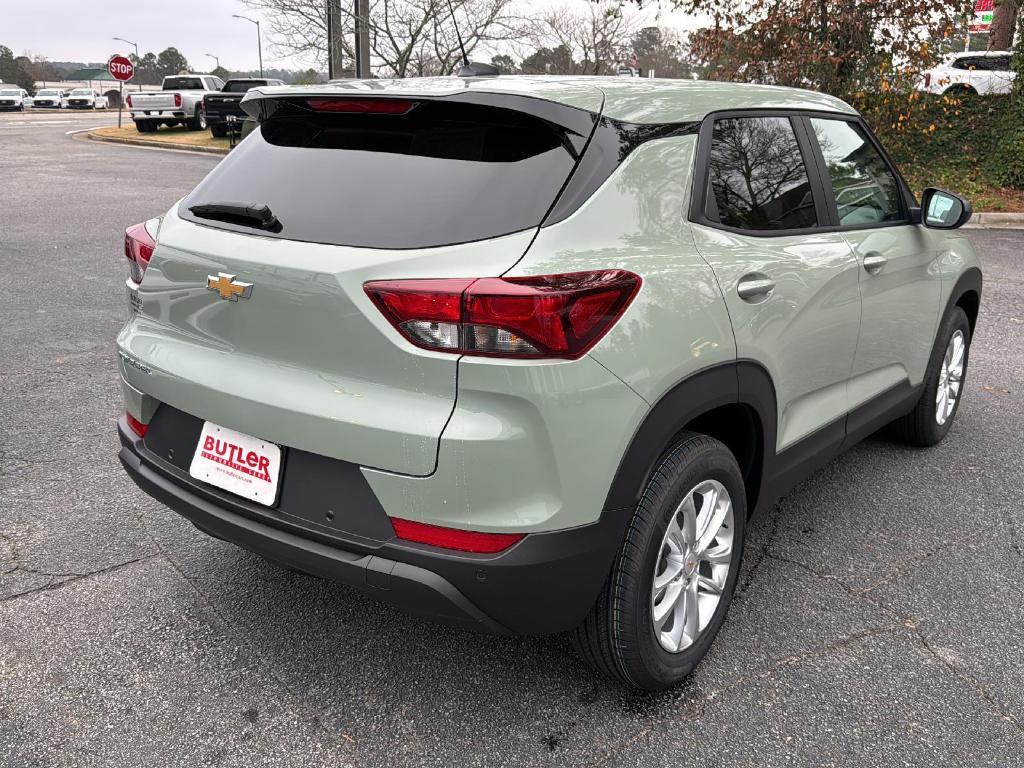 new 2025 Chevrolet TrailBlazer car, priced at $24,120