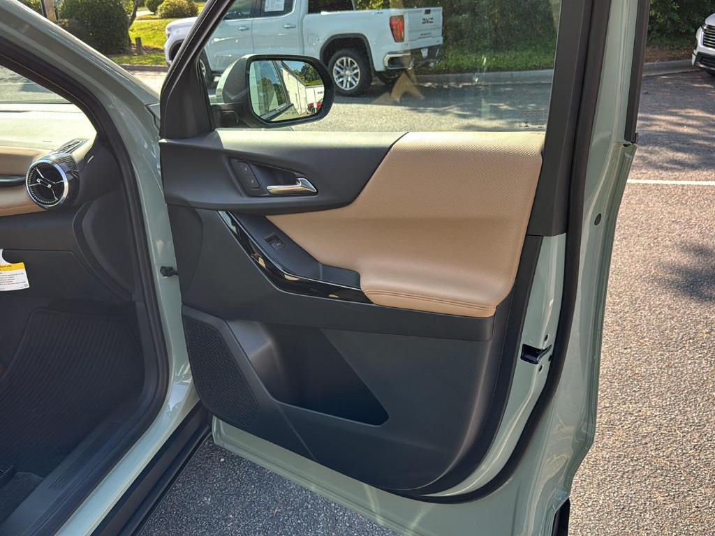 new 2026 Chevrolet Equinox car, priced at $36,555