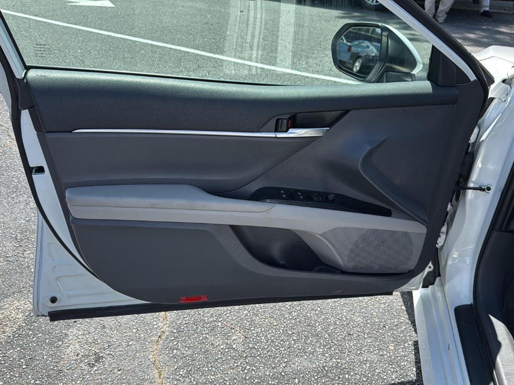 used 2020 Toyota Camry Hybrid car, priced at $25,444