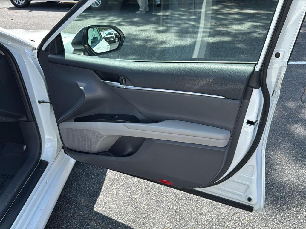 used 2020 Toyota Camry Hybrid car, priced at $25,444