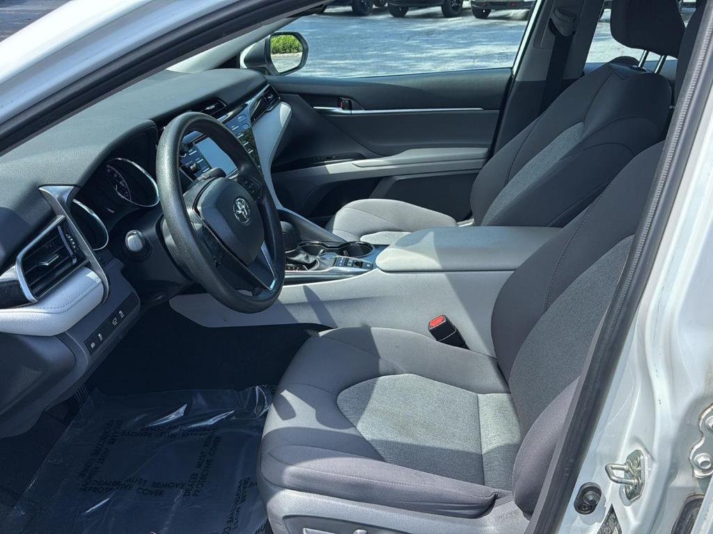 used 2020 Toyota Camry Hybrid car, priced at $25,444