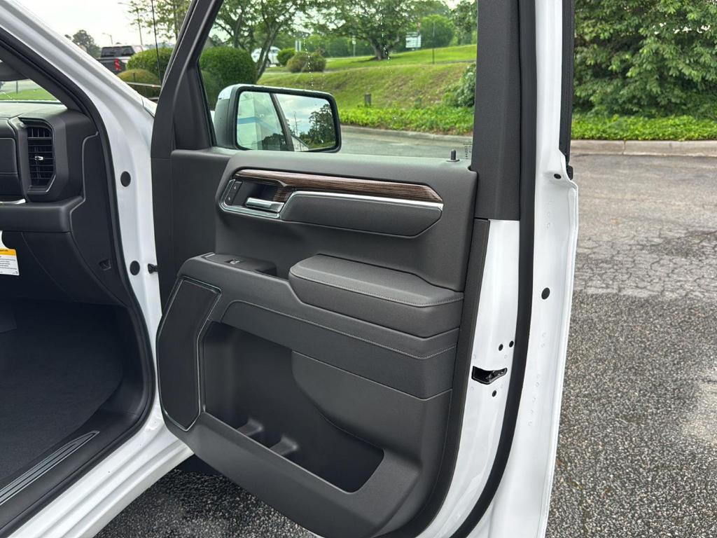 new 2025 Chevrolet Silverado 1500 car, priced at $48,955