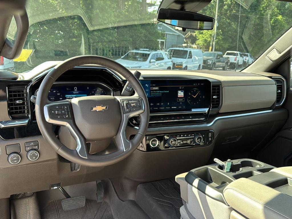 used 2024 Chevrolet Silverado 1500 car, priced at $39,999
