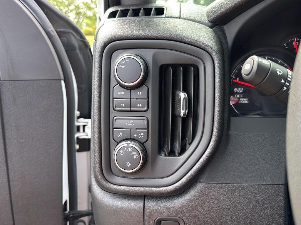 used 2023 Chevrolet Silverado 1500 car, priced at $43,887