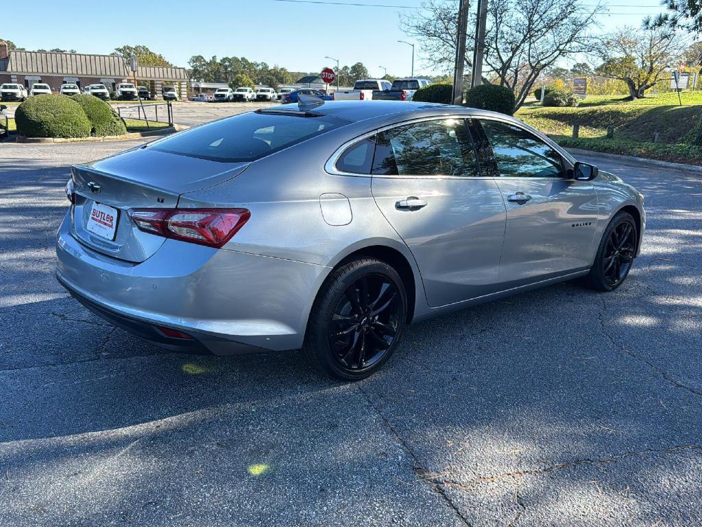 new 2025 Chevrolet Malibu car