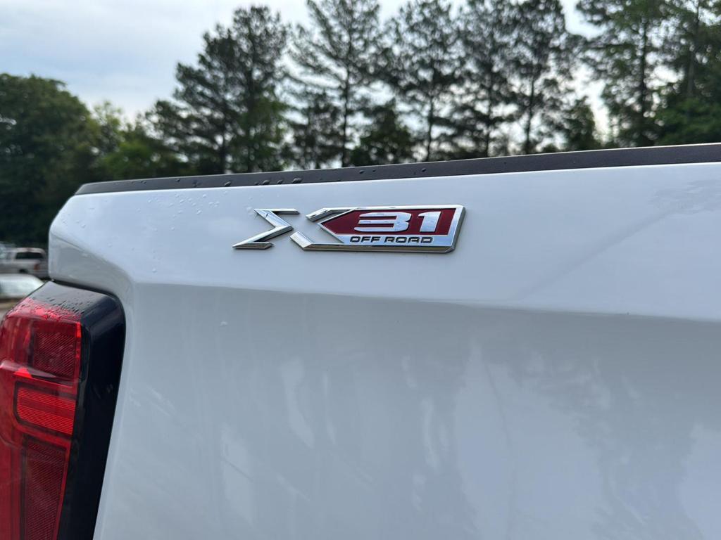 used 2021 GMC Sierra 1500 car, priced at $37,887