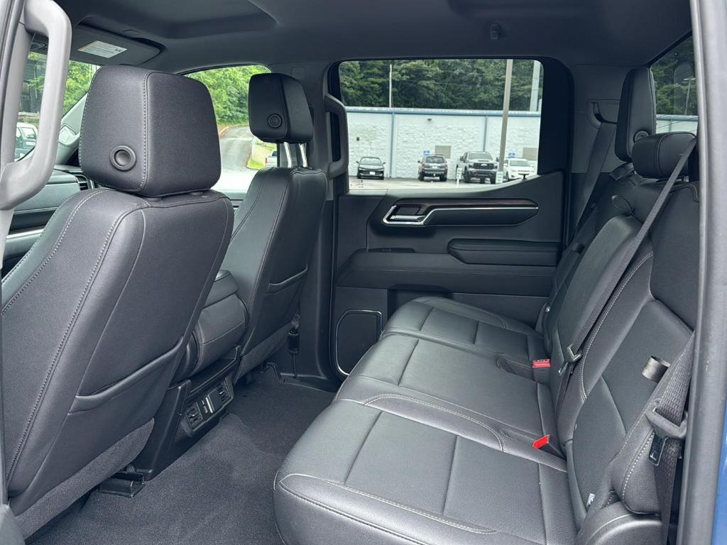used 2024 GMC Sierra 1500 car, priced at $39,995