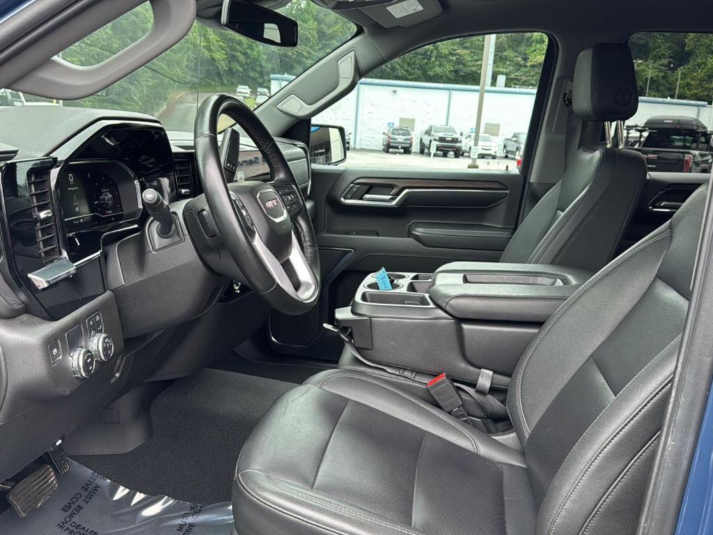 used 2024 GMC Sierra 1500 car, priced at $39,995