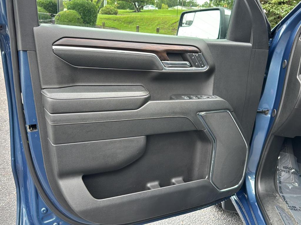 used 2024 GMC Sierra 1500 car, priced at $39,995
