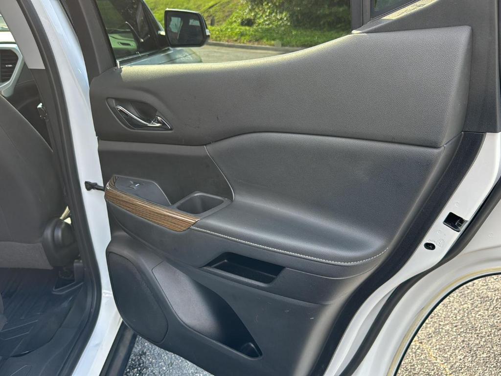 used 2020 GMC Acadia car, priced at $22,777
