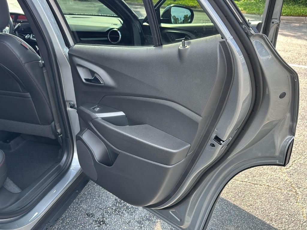 new 2025 Chevrolet Trax car, priced at $25,980