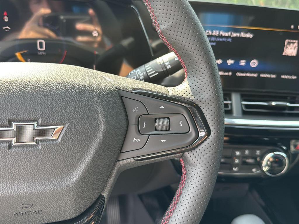 new 2025 Chevrolet Trax car, priced at $25,980