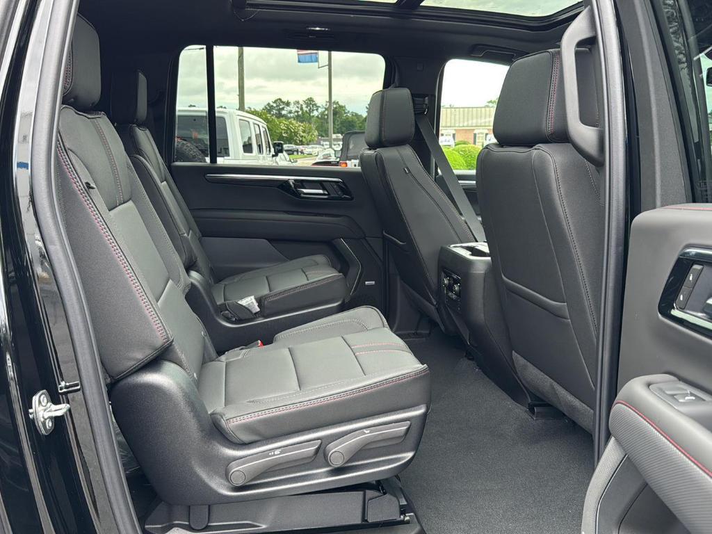 new 2025 Chevrolet Suburban car, priced at $76,790