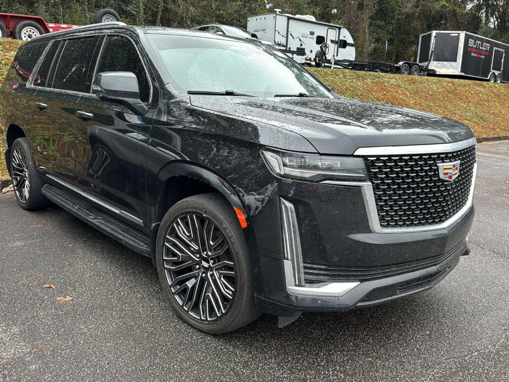 used 2023 Cadillac Escalade ESV car, priced at $55,887