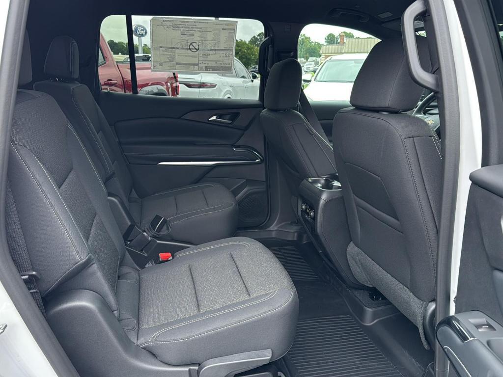 new 2026 Chevrolet Traverse car, priced at $43,170