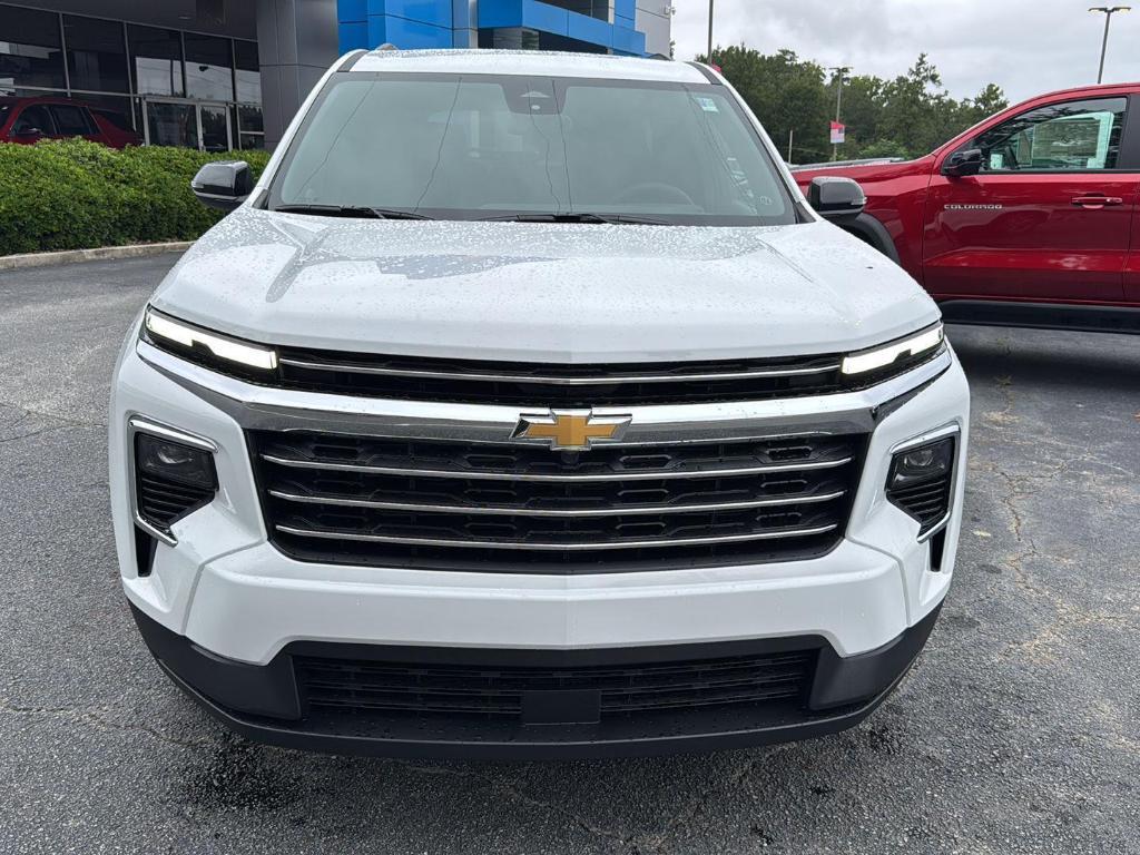 new 2026 Chevrolet Traverse car, priced at $43,170