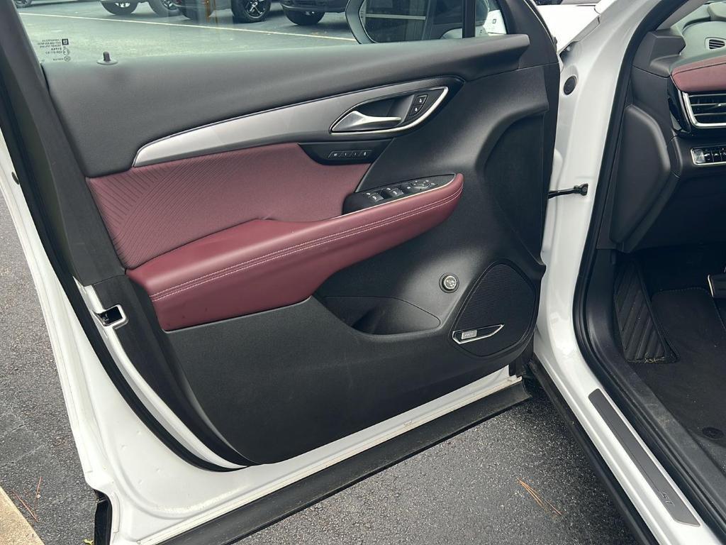 used 2024 Buick Envision car, priced at $34,488