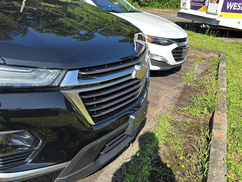 used 2023 Chevrolet Traverse car, priced at $39,999