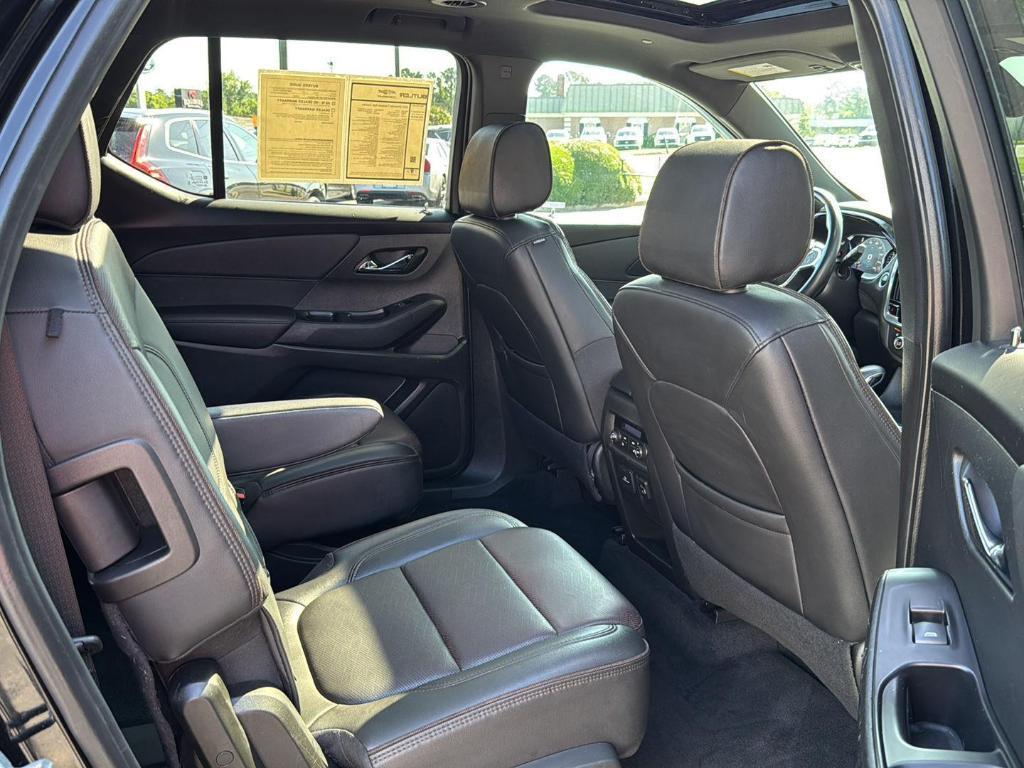used 2023 Chevrolet Traverse car, priced at $39,441