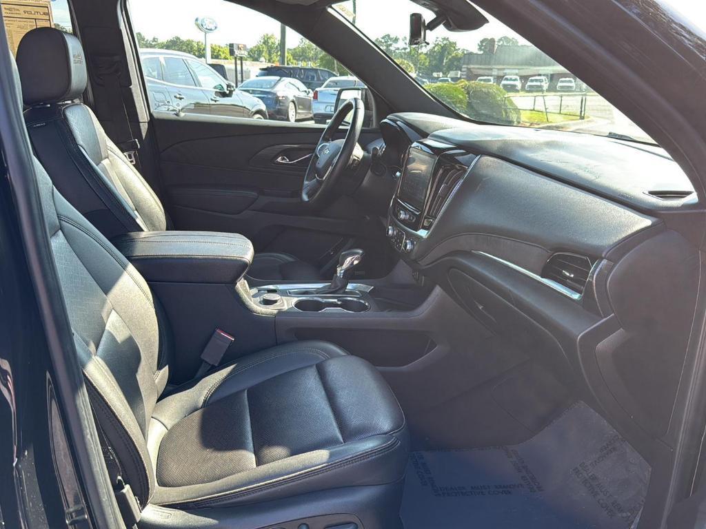 used 2023 Chevrolet Traverse car, priced at $39,441