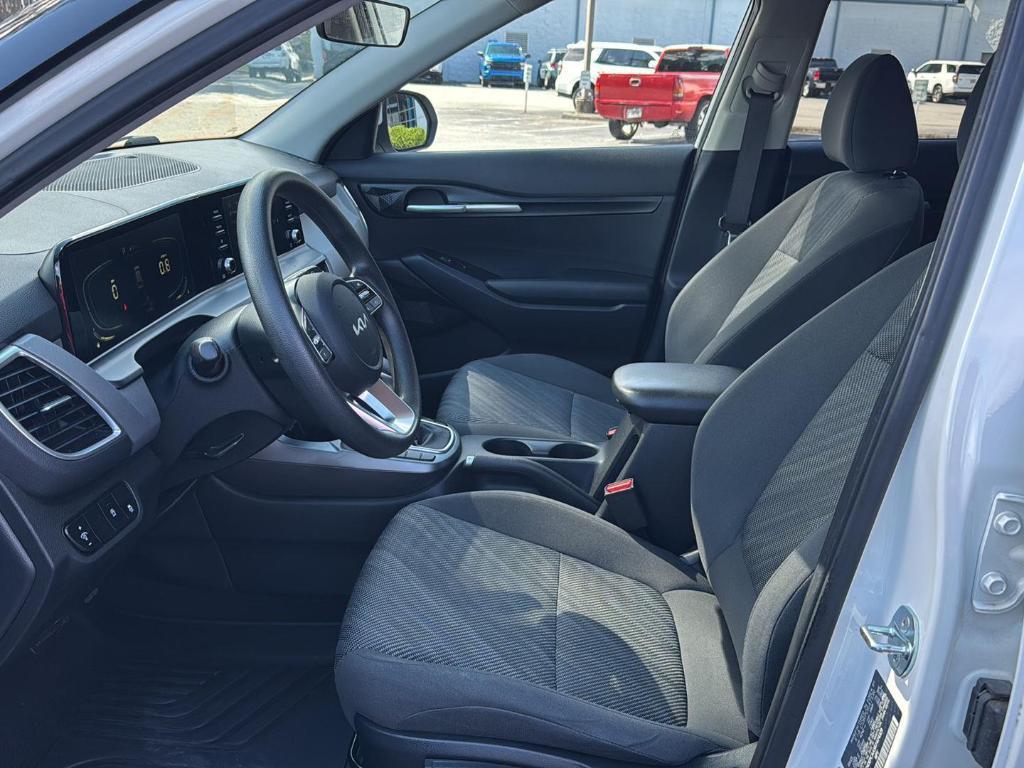used 2024 Kia Seltos car, priced at $21,995