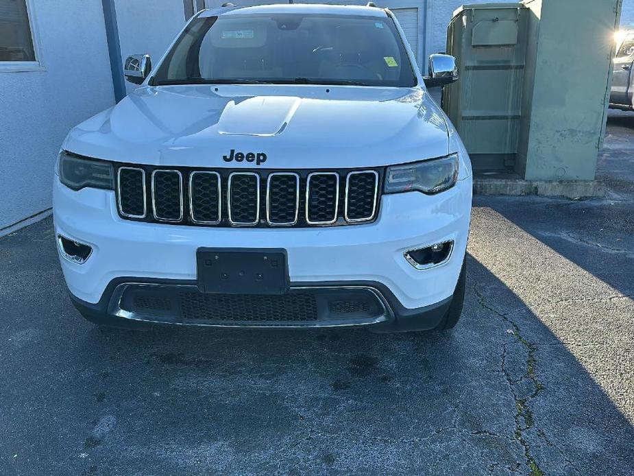 used 2017 Jeep Grand Cherokee car, priced at $14,500