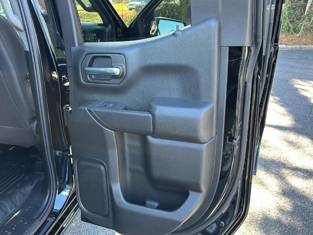 new 2025 Chevrolet Silverado 1500 car, priced at $45,070