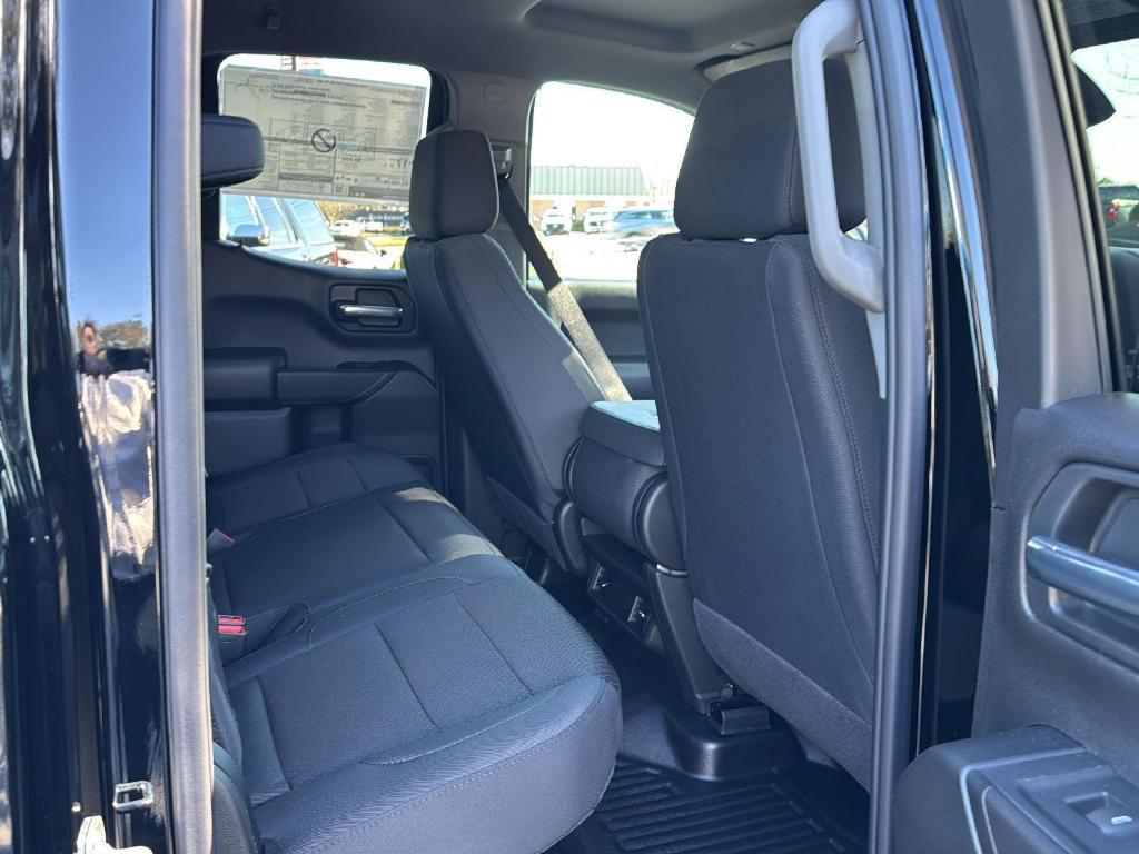 new 2025 Chevrolet Silverado 1500 car, priced at $45,070