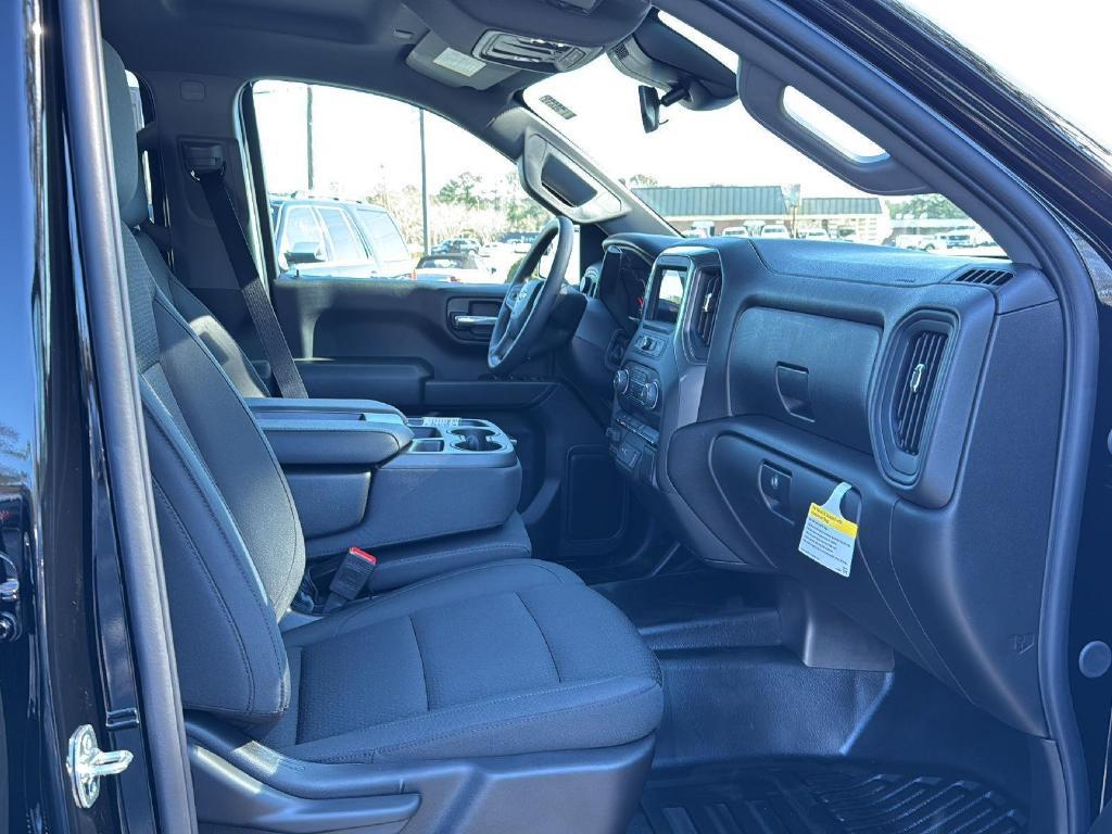 new 2025 Chevrolet Silverado 1500 car, priced at $45,070