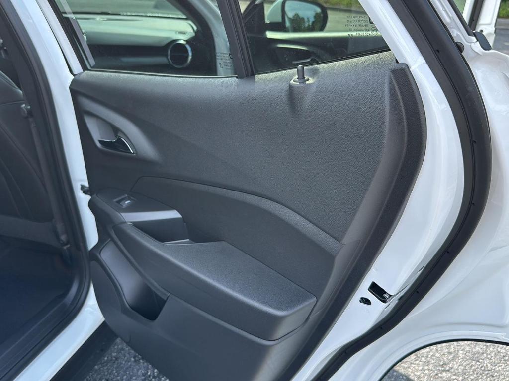 new 2025 Chevrolet Trax car, priced at $24,775