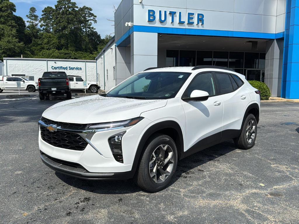 new 2025 Chevrolet Trax car, priced at $24,775