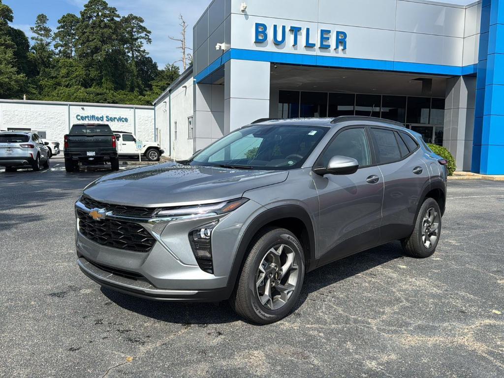 new 2025 Chevrolet Trax car, priced at $24,775