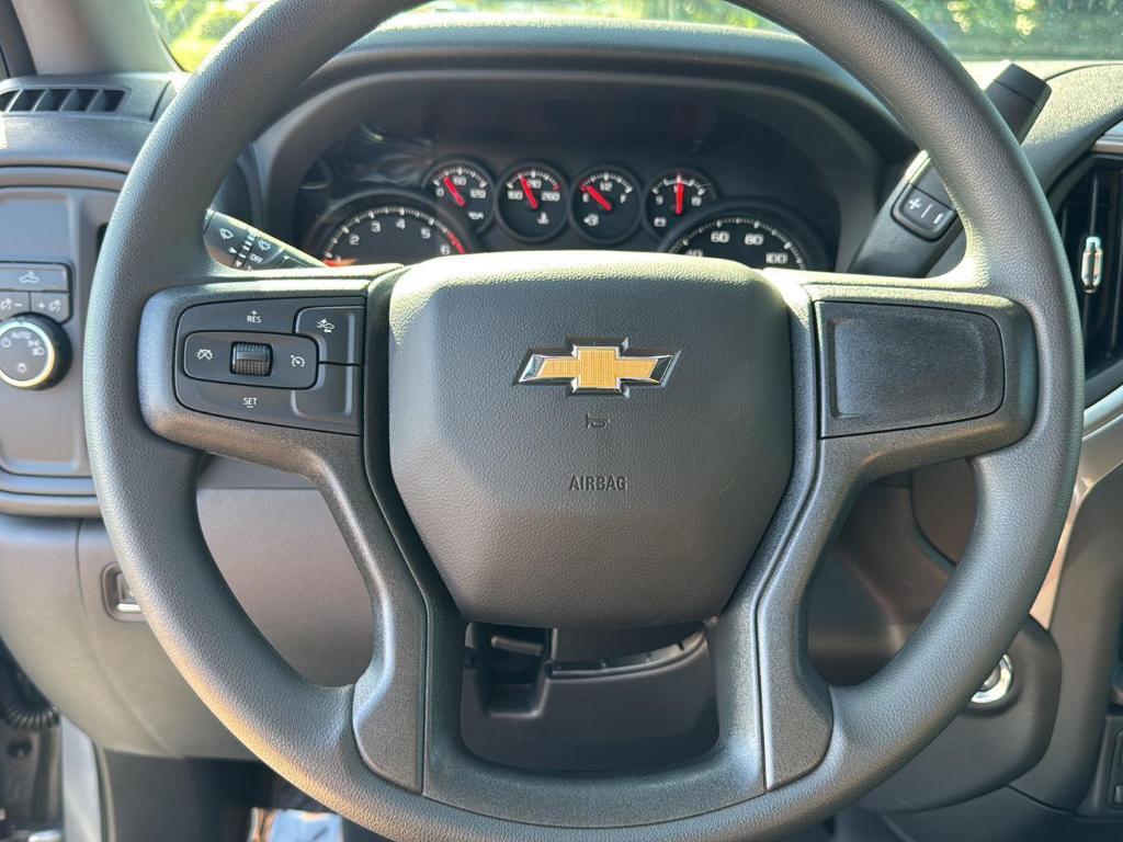 new 2025 Chevrolet Silverado 1500 car, priced at $43,555
