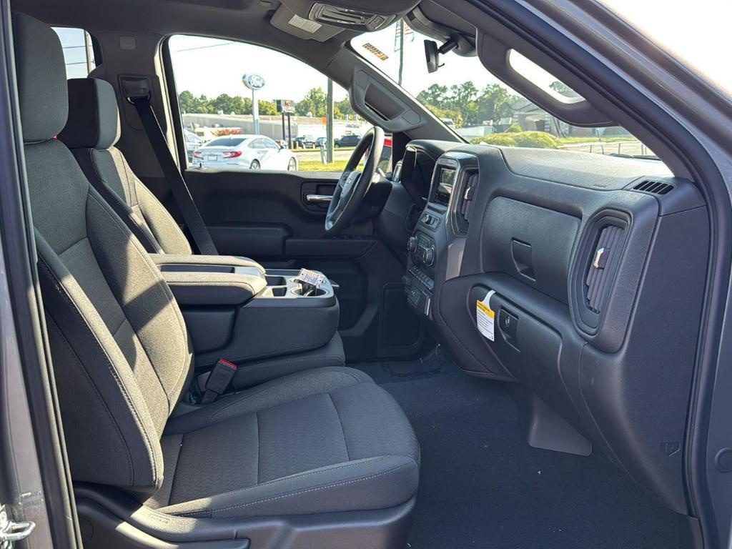 new 2025 Chevrolet Silverado 1500 car, priced at $43,555