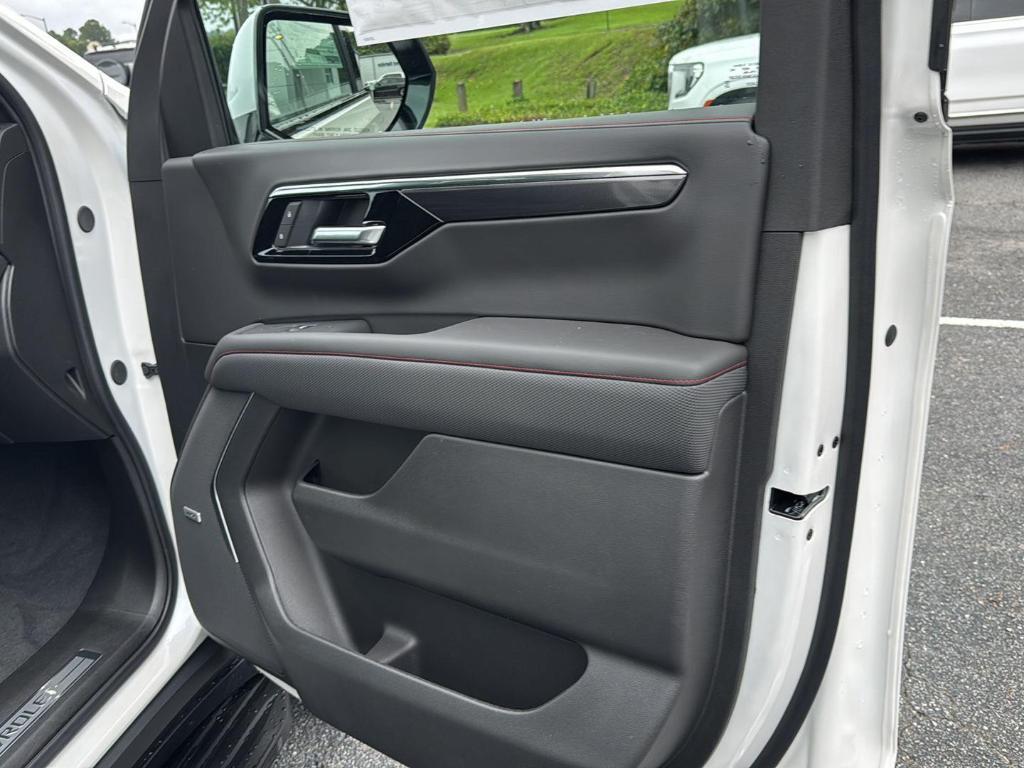 new 2025 Chevrolet Tahoe car, priced at $75,220