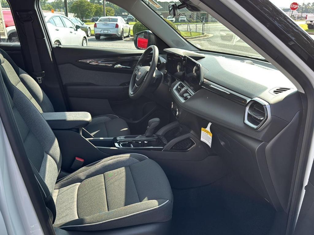 new 2026 Chevrolet TrailBlazer car, priced at $25,025