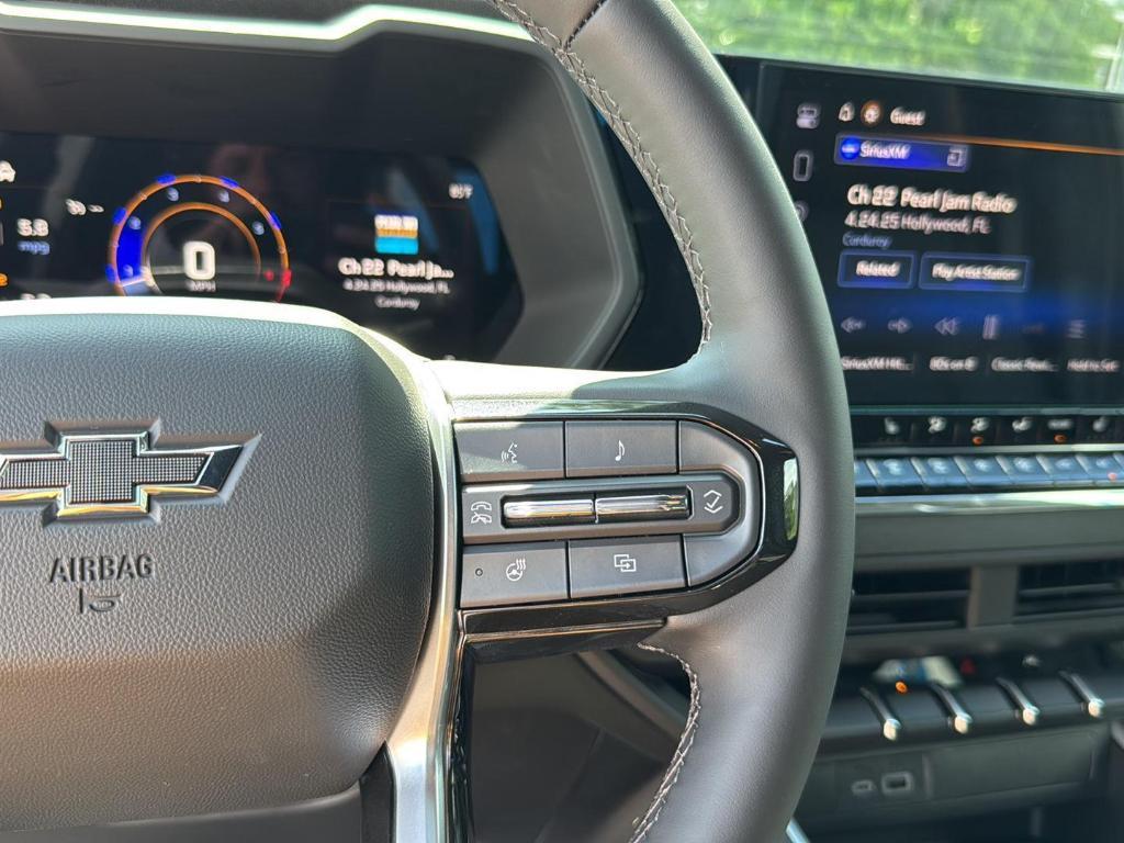 new 2025 Chevrolet Colorado car, priced at $41,535