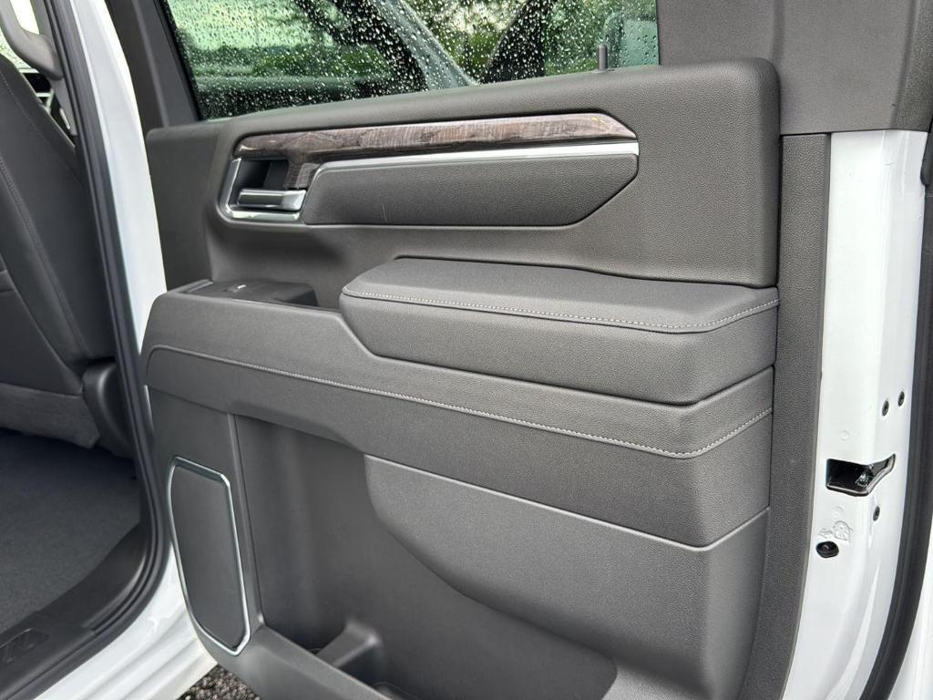 new 2025 Chevrolet Silverado 3500 car, priced at $79,895