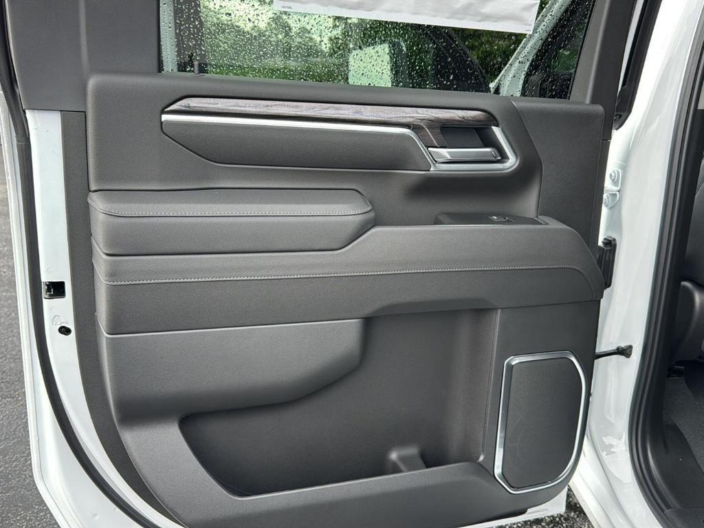 new 2025 Chevrolet Silverado 3500 car, priced at $79,895