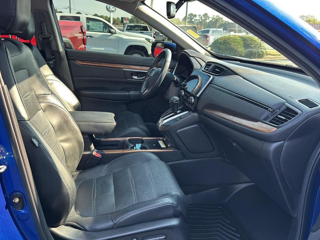 used 2020 Honda CR-V car, priced at $27,000