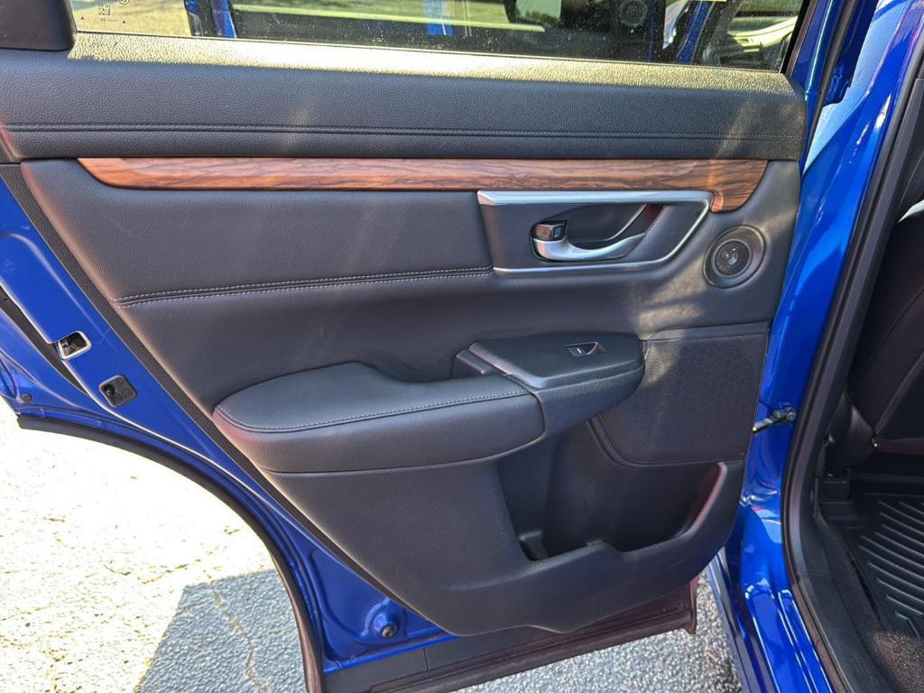 used 2020 Honda CR-V car, priced at $27,000