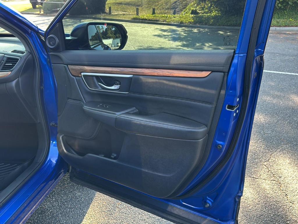 used 2020 Honda CR-V car, priced at $27,000