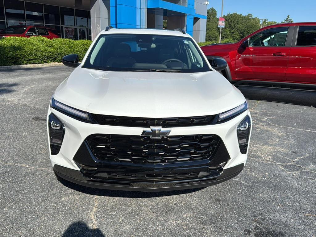 new 2025 Chevrolet Trax car, priced at $26,875