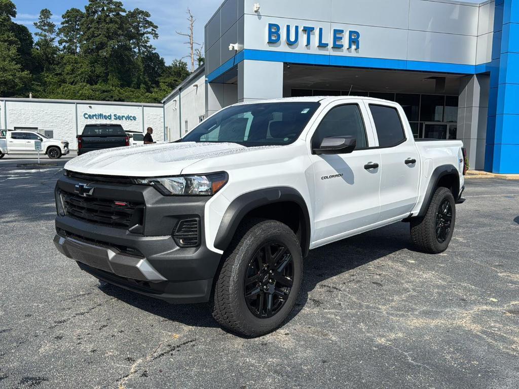 new 2025 Chevrolet Colorado car, priced at $42,535