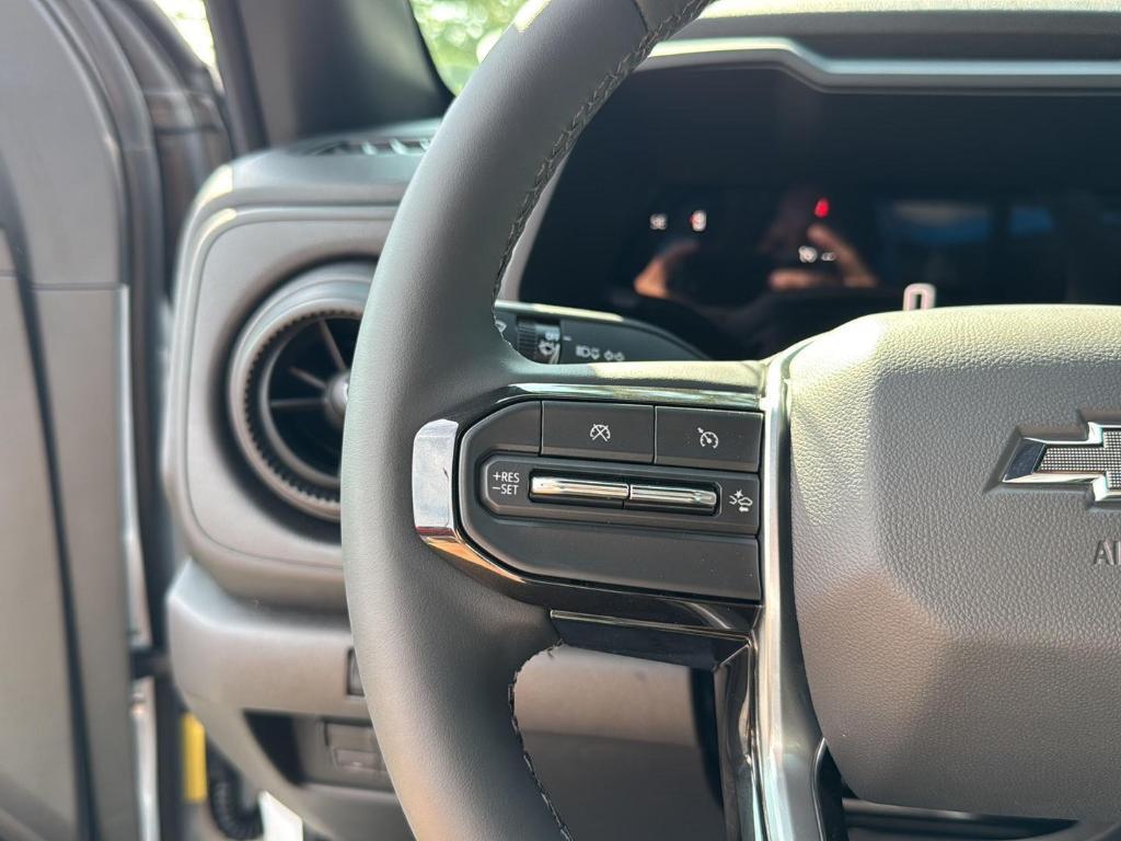 new 2025 Chevrolet Colorado car, priced at $42,535